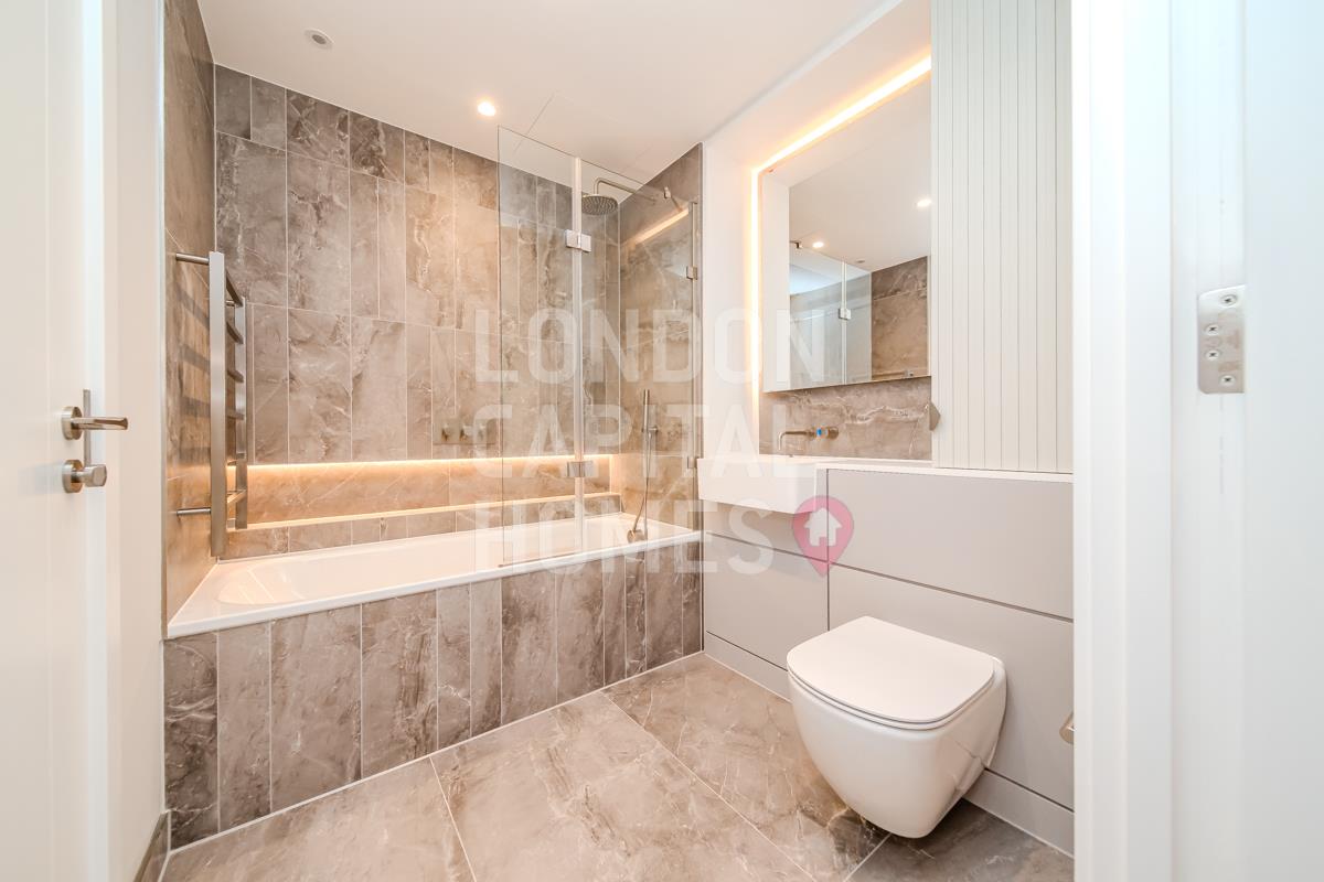 Phoenix Court, 7 Gasholder Place, London